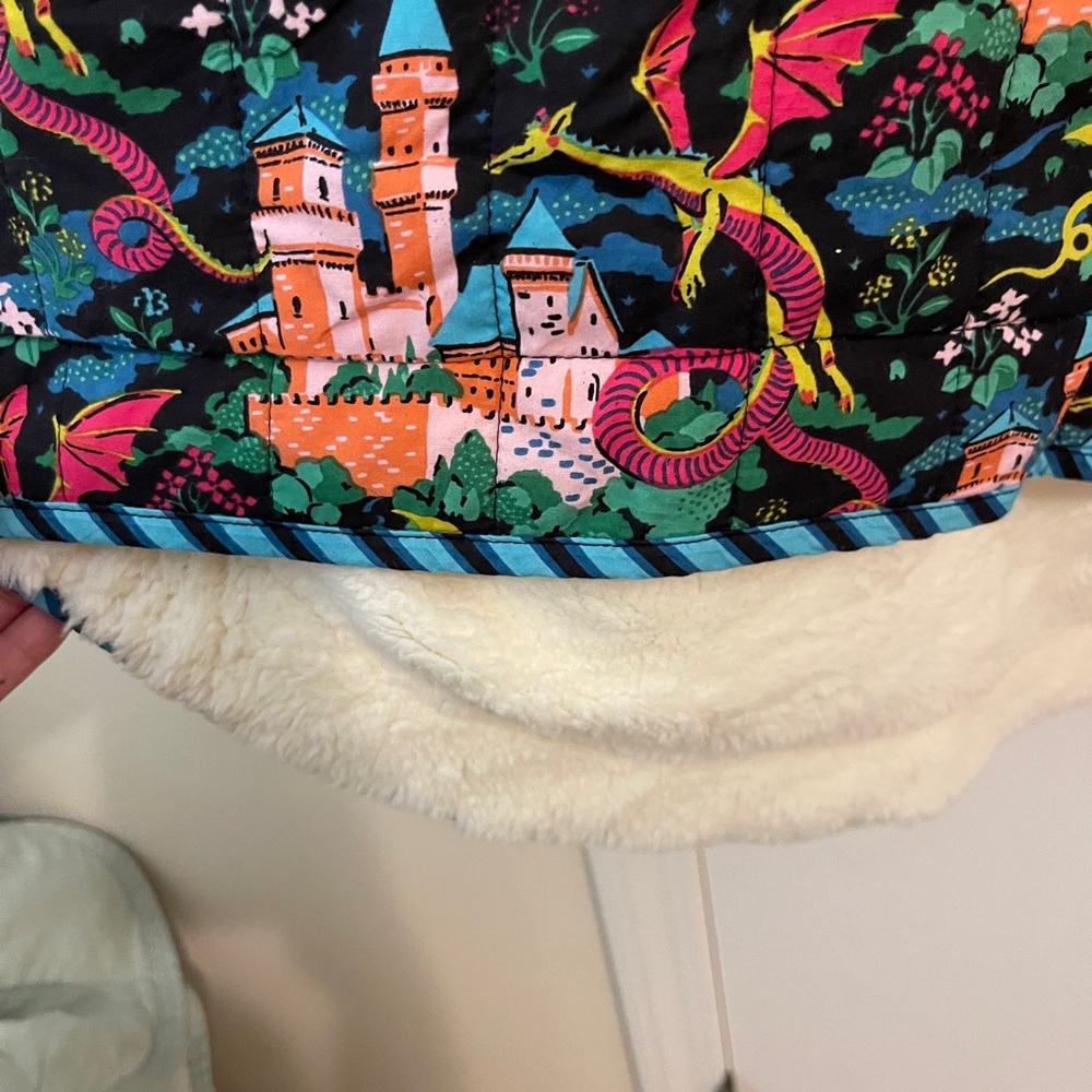Printfresh Quilted Sherpa Poncho - Picture 5 of 8